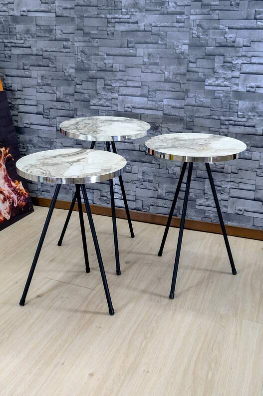 Black Metal Silver Zigon Coffee Table